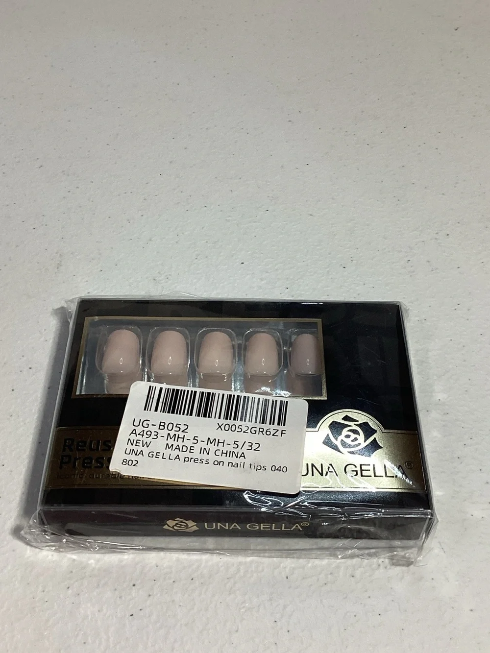 UNA Gella Neutral Pink Press-On Nail Set